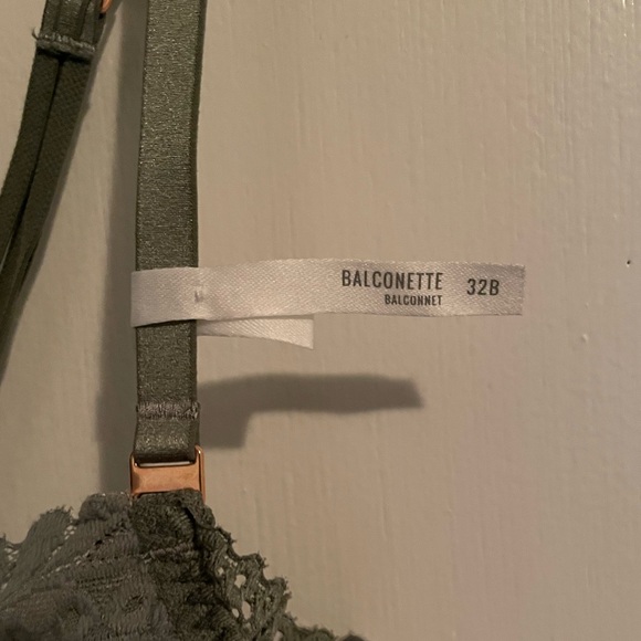NWT Aerie’s Collection Unlined Balconette Bra 32B - Picture 9 of 10